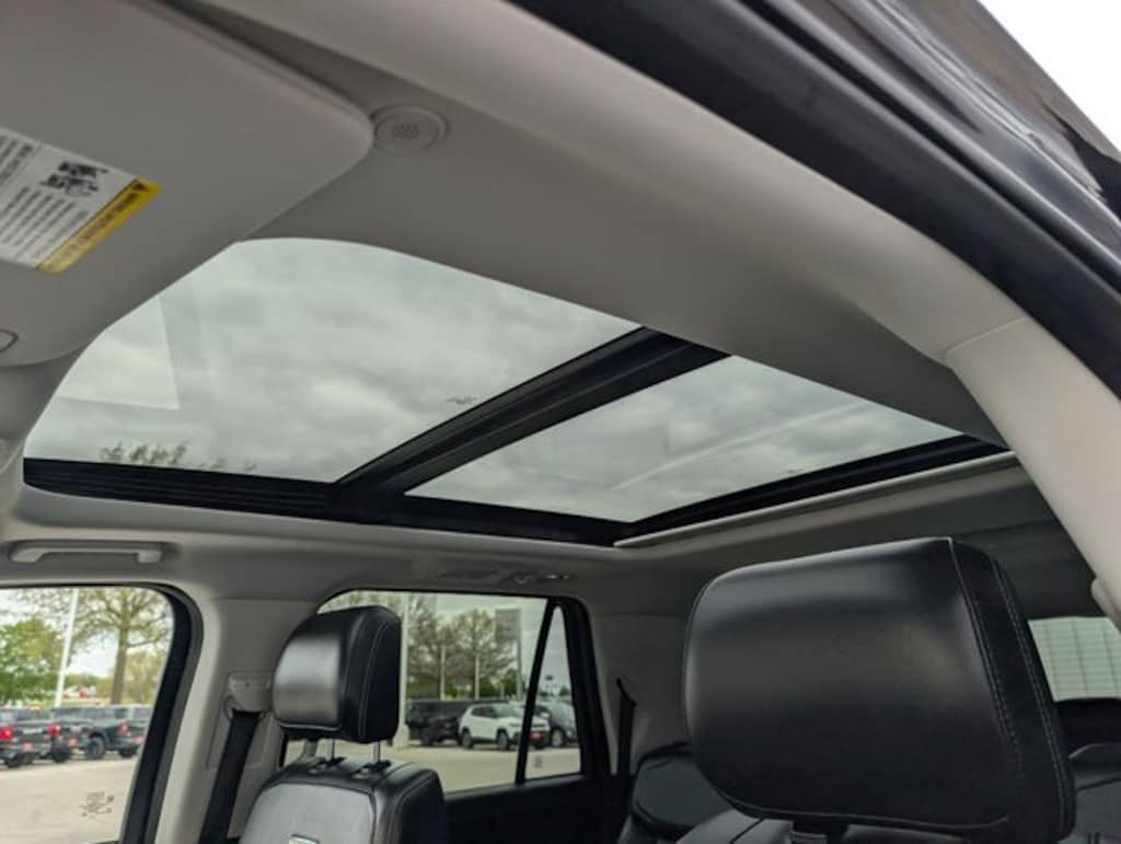 Used 2025 Ford Expedition Max Platinum SUV