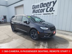 2026 Chrysler Pacifica Select Passenger Van