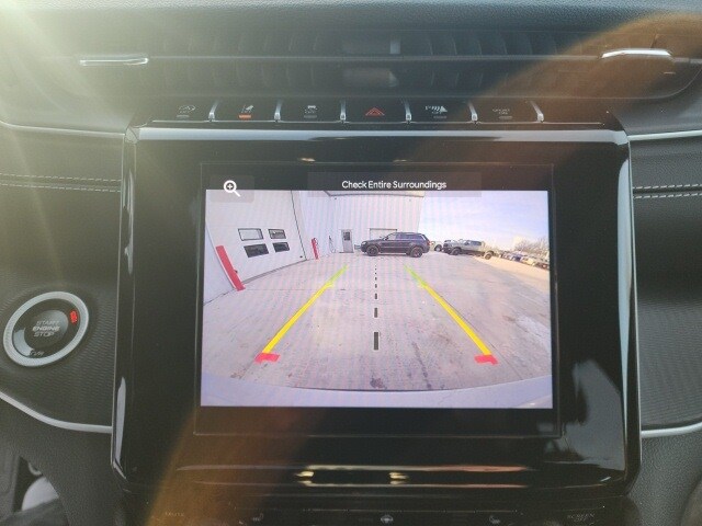2025 Jeep Grand Cherokee Laredo photo 4