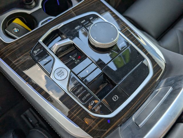 2024 BMW X5 21