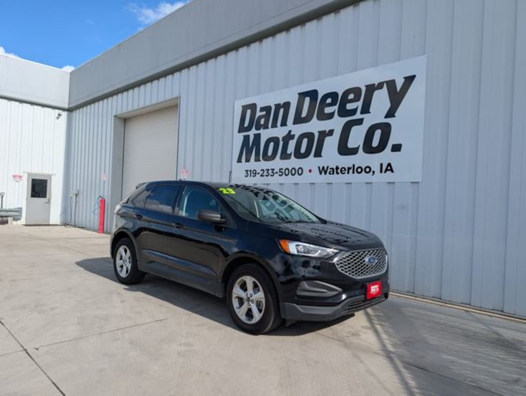 Used 2023 Ford Edge SE SUV