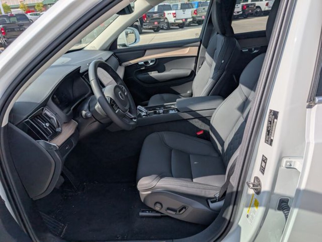 Used 2026 Volvo XC90 B6 Plus 6-Seater SUV