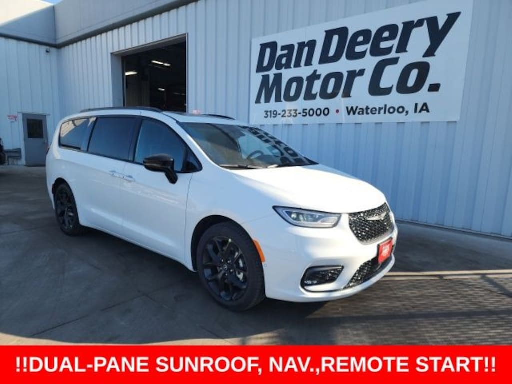 New 2026 Chrysler Pacifica Limited Passenger Van