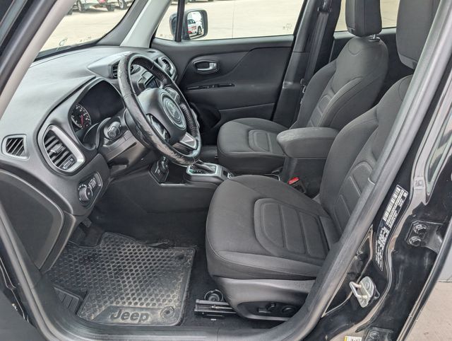Used 2018 Jeep Renegade Latitude with VIN ZACCJBBBXJPH69606 for sale in Waterloo, IA