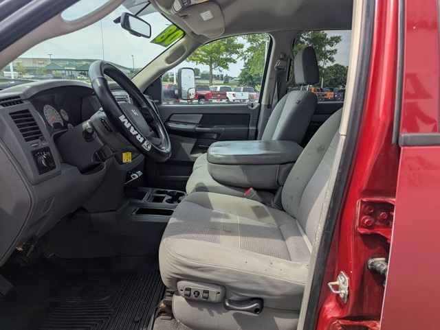 Used 2008 Dodge Ram 3500 Pickup SXT with VIN 3D7MX49A68G207229 for sale in Waterloo, IA