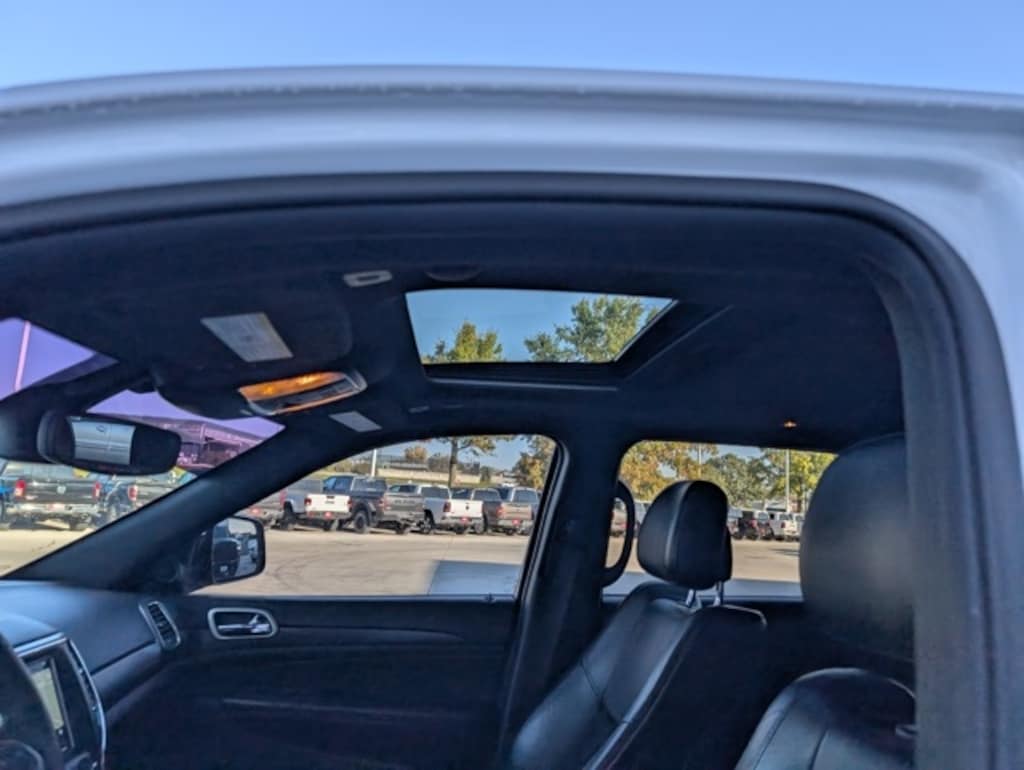 Used 2018 Jeep Grand Cherokee Altitude SUV