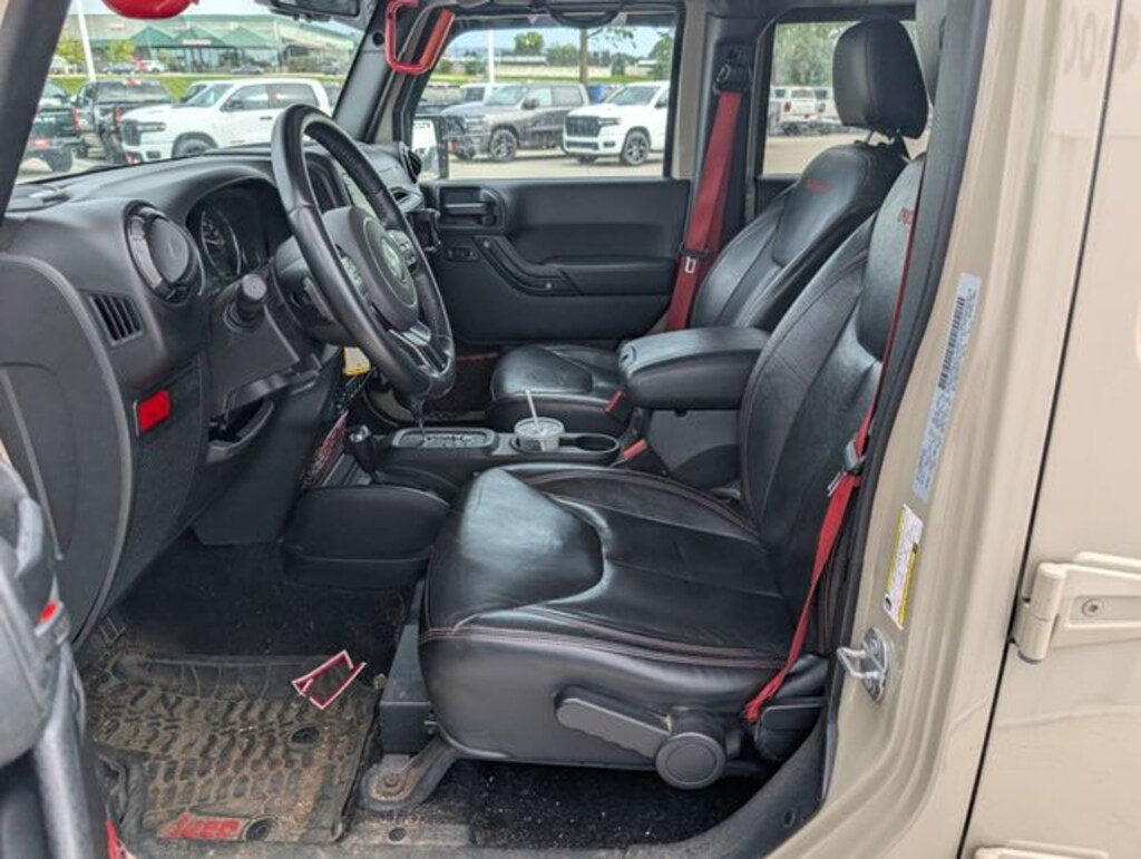 Used 2017 Jeep Wrangler Unlimited Rubicon Recon SUV
