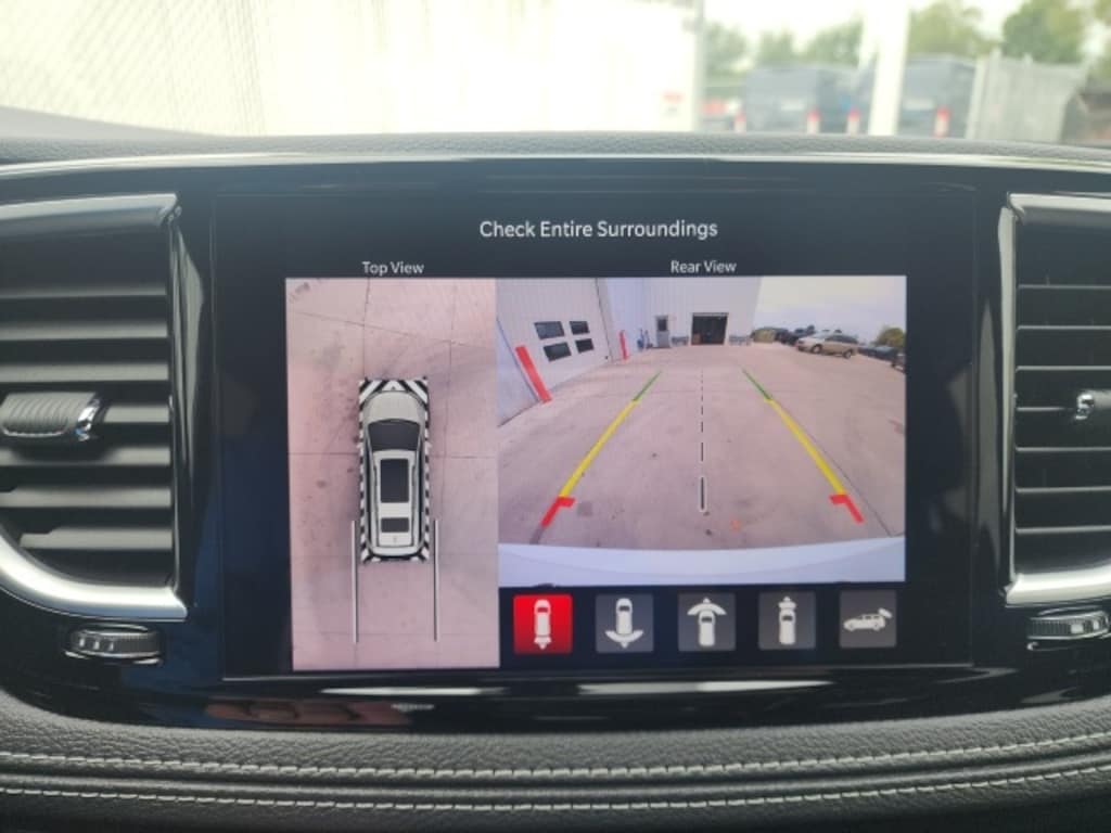 New 2026 Chrysler Pacifica Limited Passenger Van