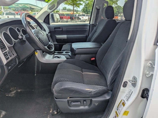 Used 2013 Toyota Tundra Tundra Grade with VIN 5TFUM5F12DX046218 for sale in Waterloo, IA