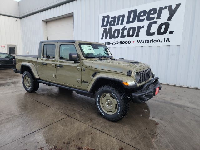 2026 Jeep Gladiator Pickup 
