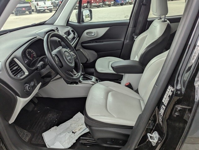 Used 2019 Jeep Renegade Limited with VIN ZACNJBD13KPK25766 for sale in Waterloo, IA