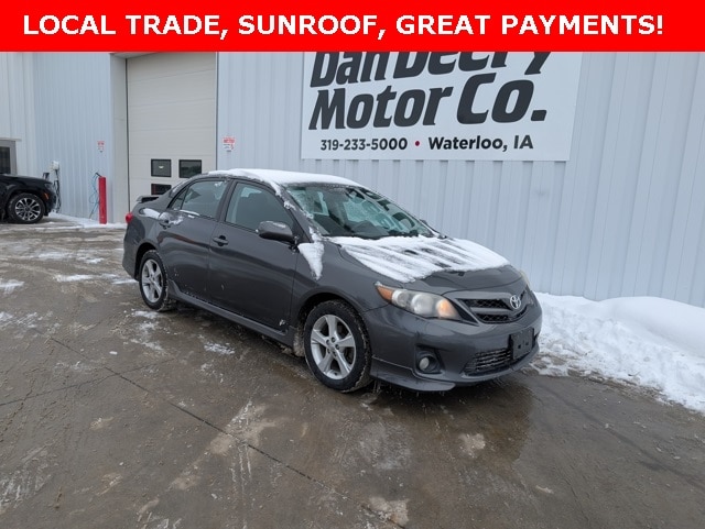 2011 Toyota Corolla S's photo