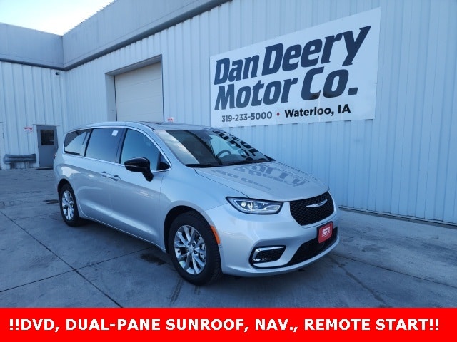 2026 Chrysler Pacifica Limited's photo