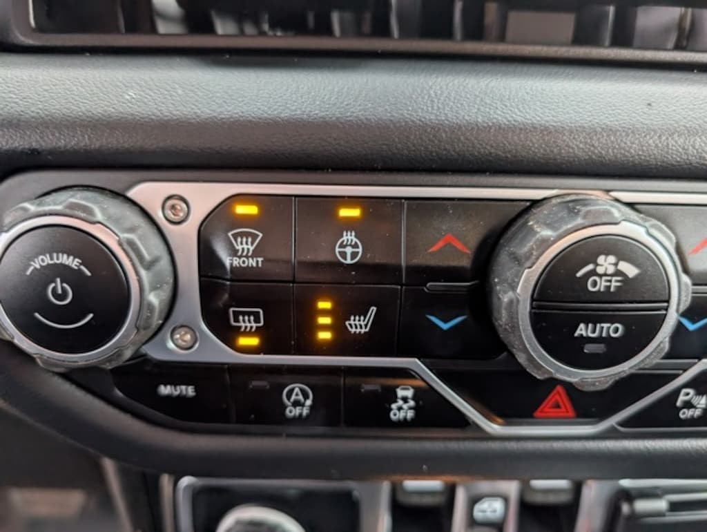 Used 2024 Jeep Wrangler Rubicon X SUV