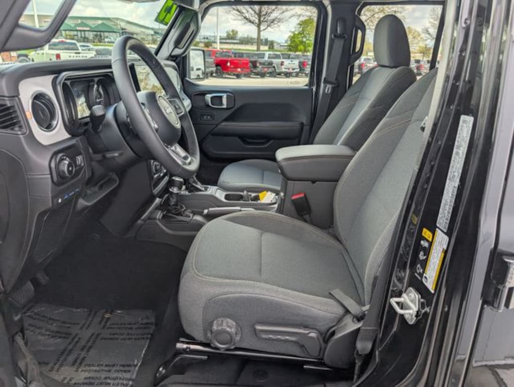 Used 2025 Jeep Wrangler Sahara 4xe SUV