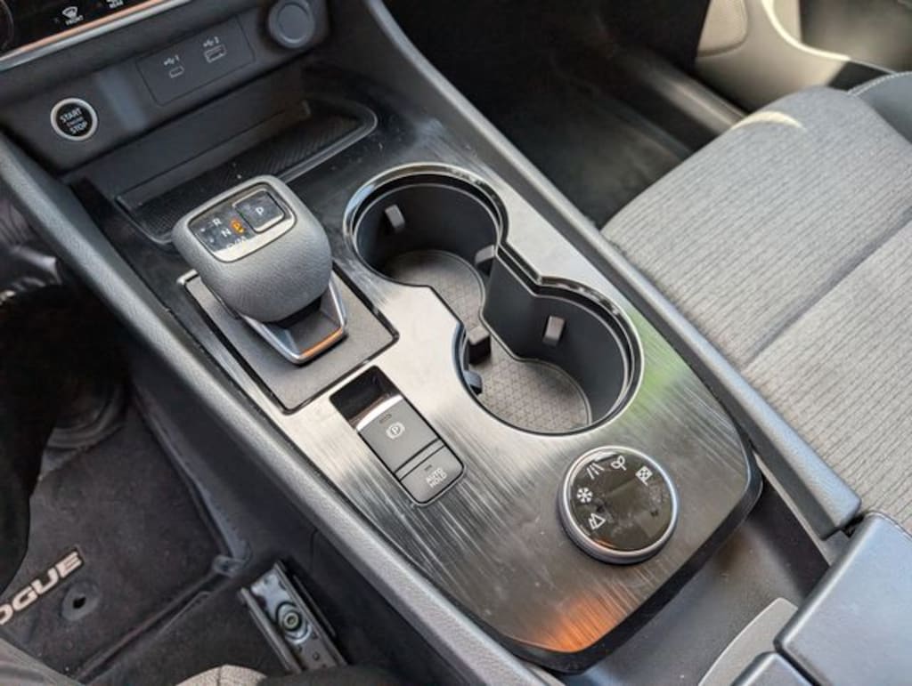 Certified 2023 Nissan Rogue SV SUV