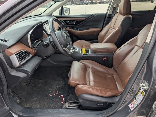 2020 Subaru Outback Touring XT photo 2