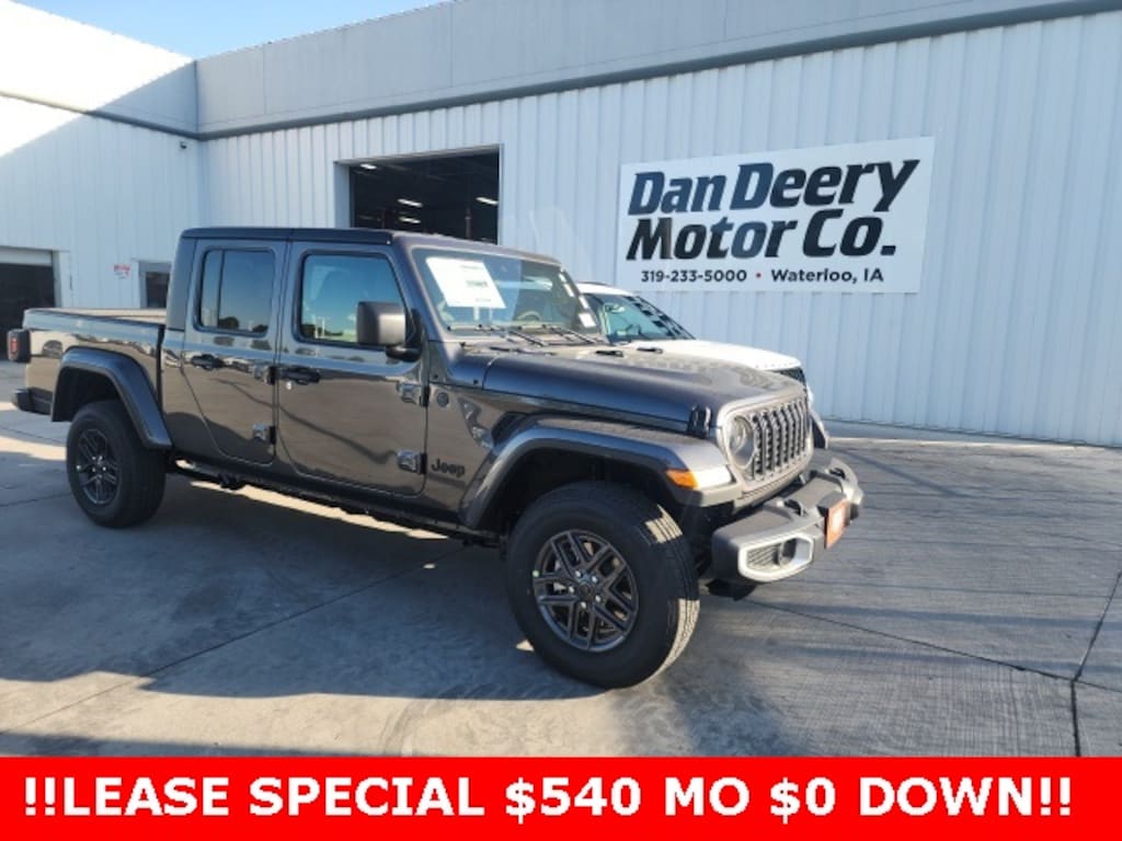 New 2025 Jeep Gladiator Sport Pickup