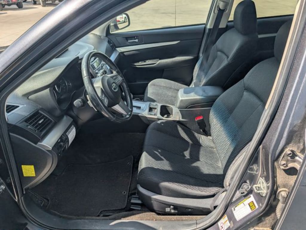 Used 2011 Subaru Outback 2.5i Premium SUV