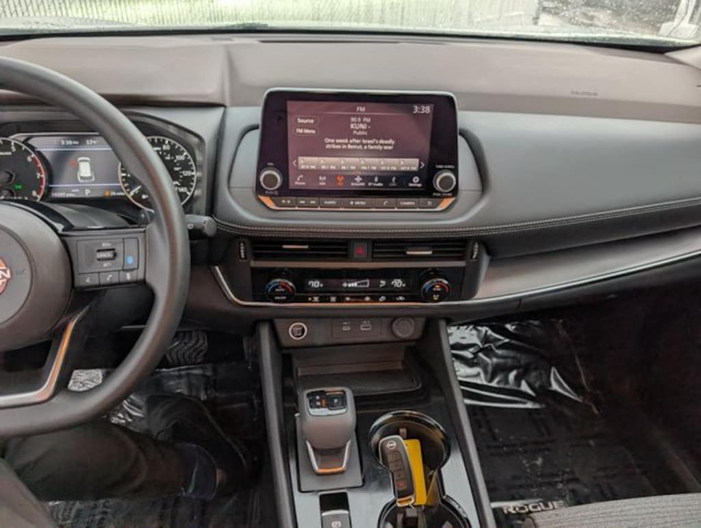 Used 2023 Nissan Rogue SV SUV