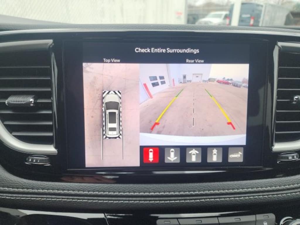 New 2026 Chrysler Pacifica Select Passenger Van