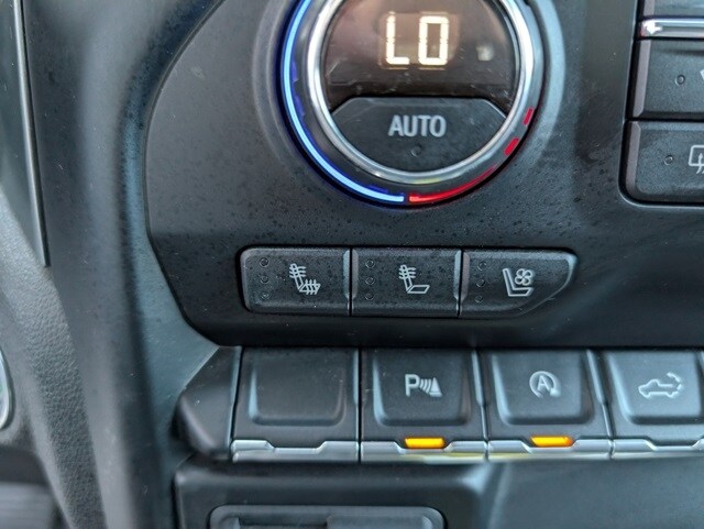 2019 Chevrolet Silverado 1500 LTZ photo 4