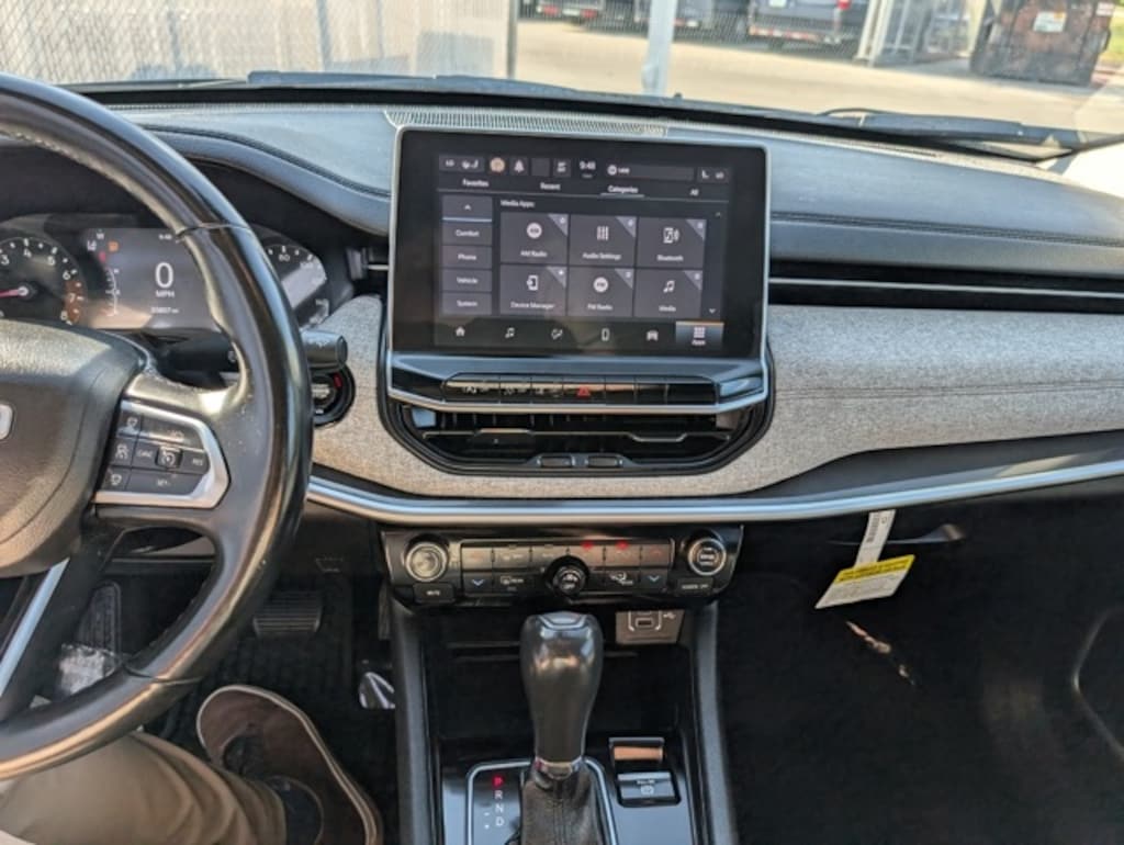 Used 2022 Jeep Compass Latitude Lux SUV