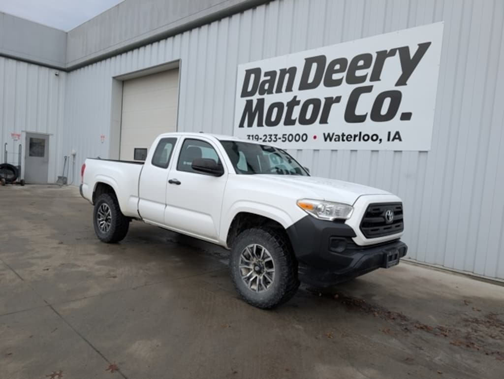 Used 2016 Toyota Tacoma Truck