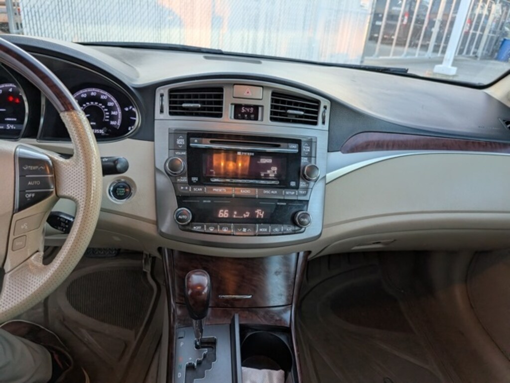 Used 2012 Toyota Avalon Limited Sedan
