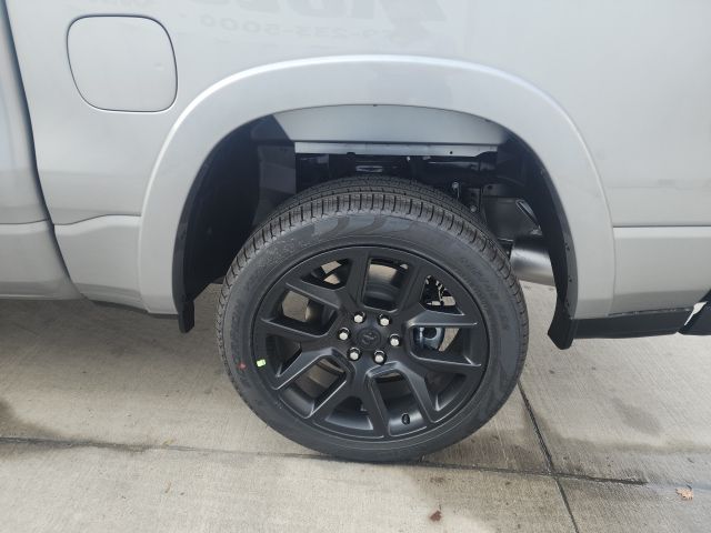 2026 RAM 1500 Laramie - Photo 25