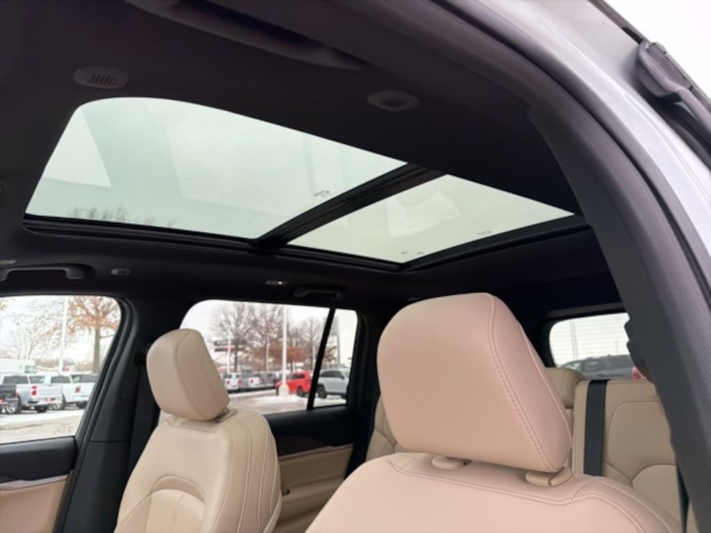 New 2025 Jeep Grand Cherokee Limited Sport Utility