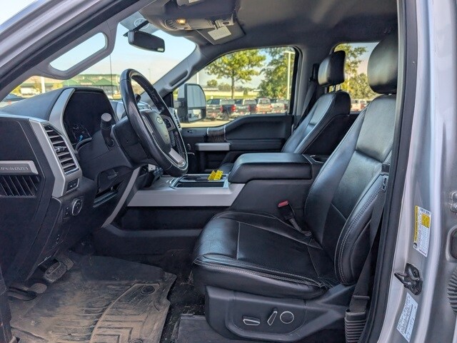 2017 Ford F-250 photo 2