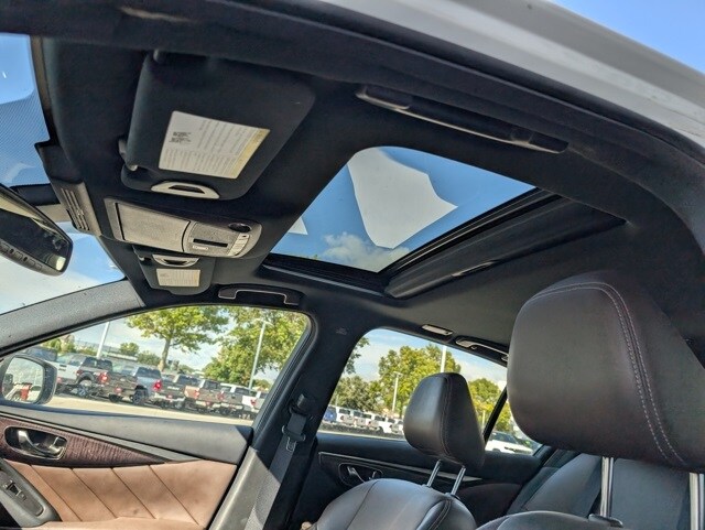 2017 Infiniti Q50 Red Sport 400 photo 3