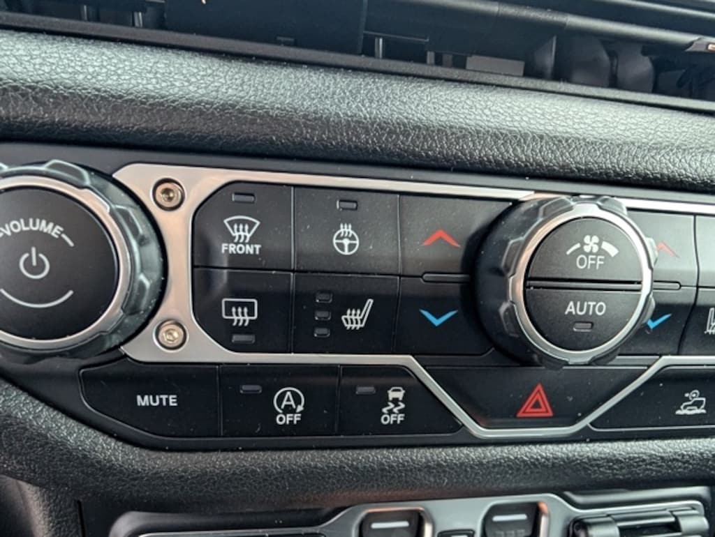 Used 2024 Jeep Wrangler Willys SUV