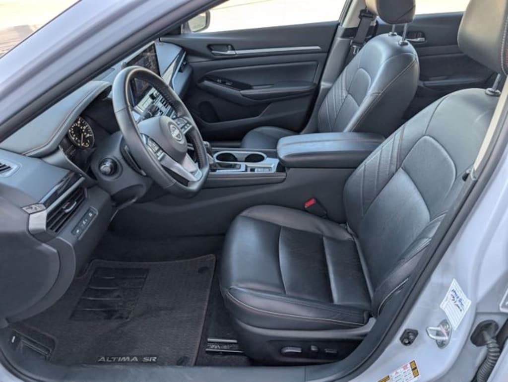 Used 2025 Nissan Altima 2.5 SR Sedan