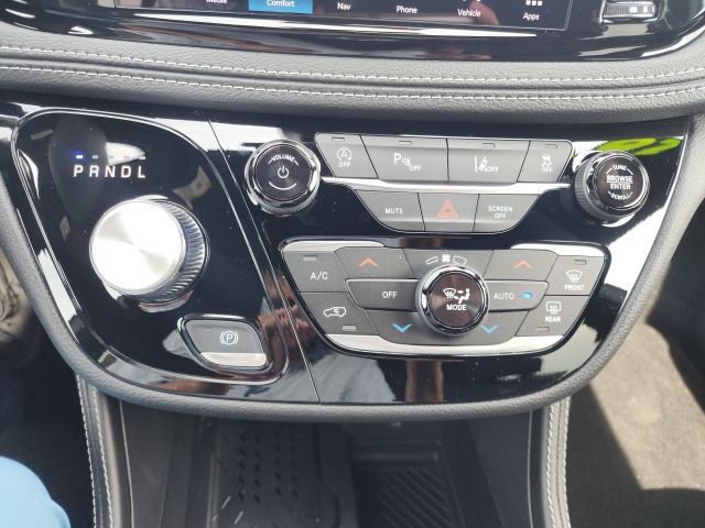 2026 Chrysler Pacifica Limited - Photo 7