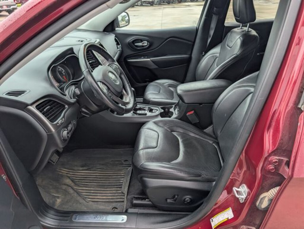 Used 2019 Jeep Cherokee Limited SUV