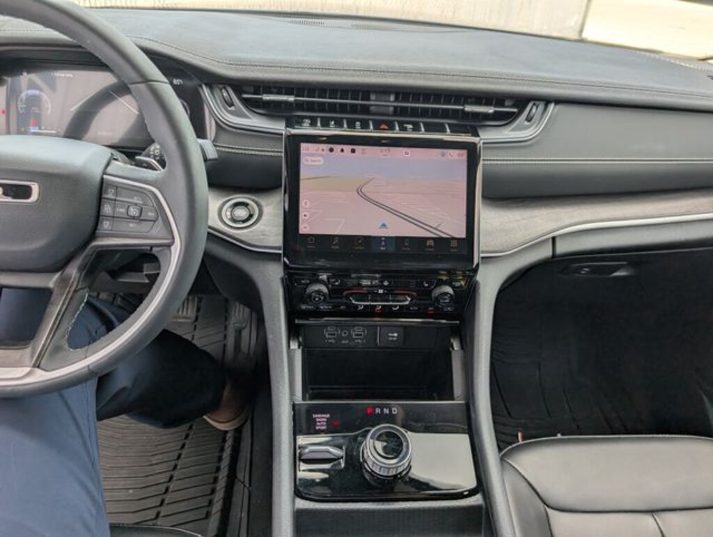 Used 2023 Jeep Grand Cherokee Limited SUV
