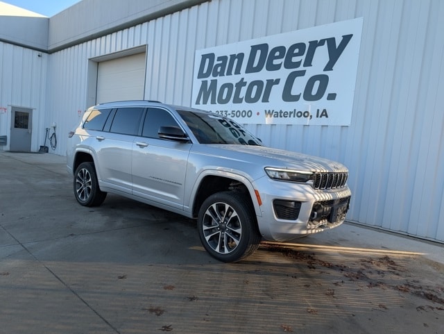 2023 Jeep Grand Cherokee L Overland's photo