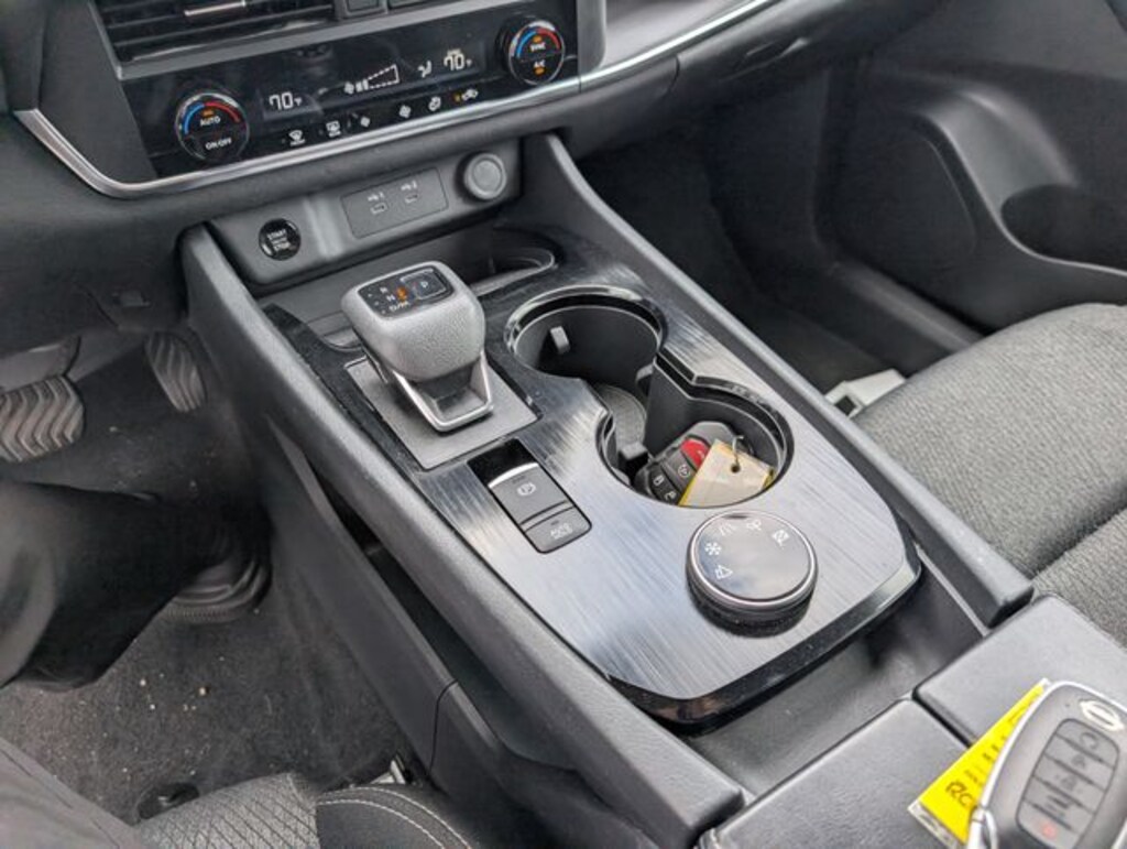 Certified 2024 Nissan Rogue SV SUV