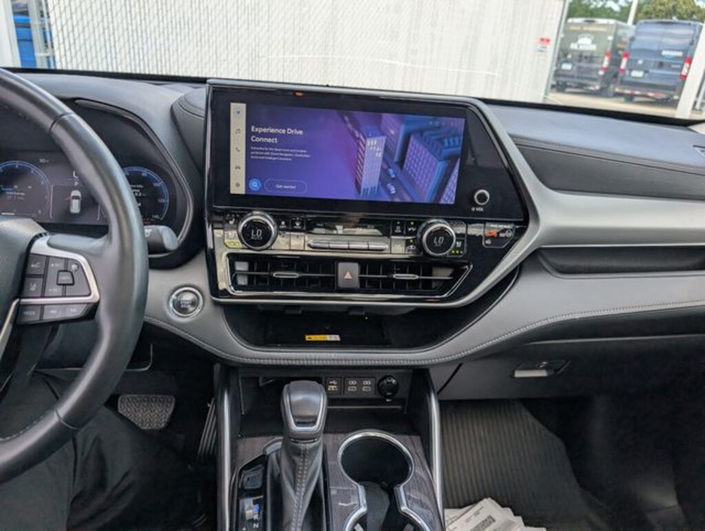 Certified 2023 Toyota Highlander Platinum SUV