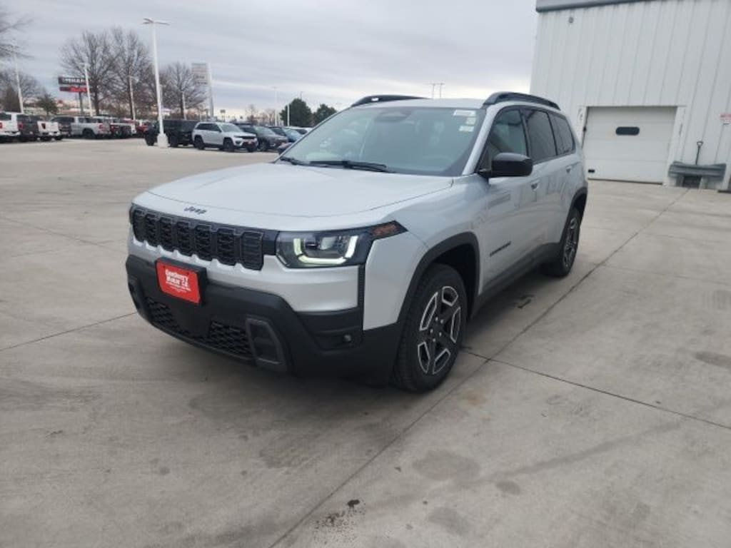 New 2026 Jeep Cherokee Laredo Sport Utility