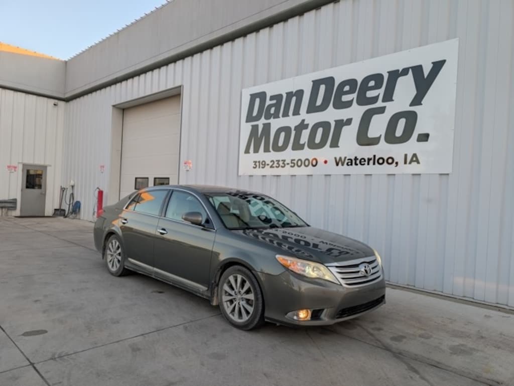 Used 2012 Toyota Avalon Limited Sedan
