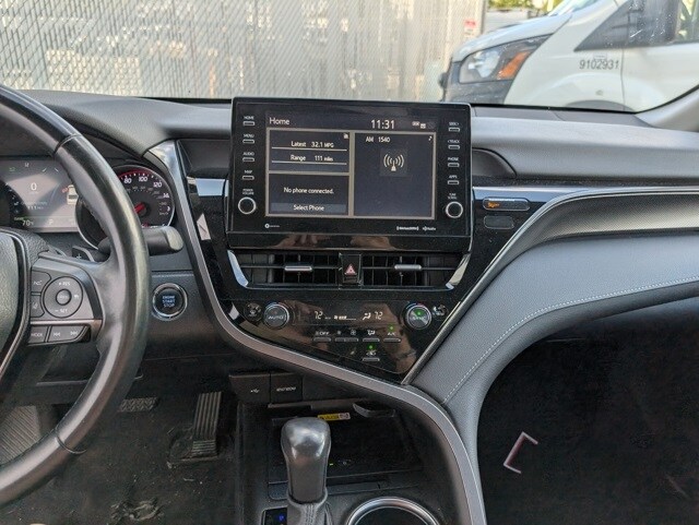 2023 Toyota Camry XSE photo 3