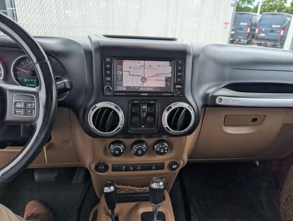 Used 2013 Jeep Wrangler Unlimited Rubicon SUV