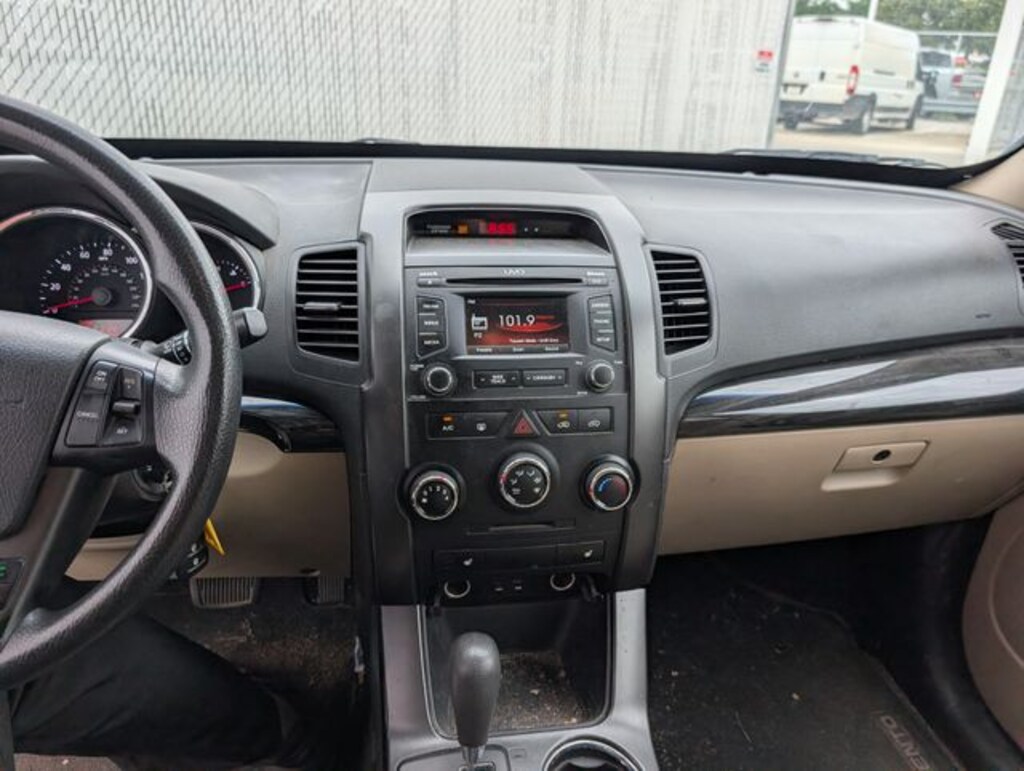 Used 2013 Kia Sorento LX SUV