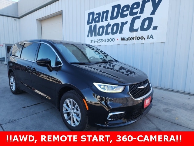 2026 Chrysler Pacifica Select's photo