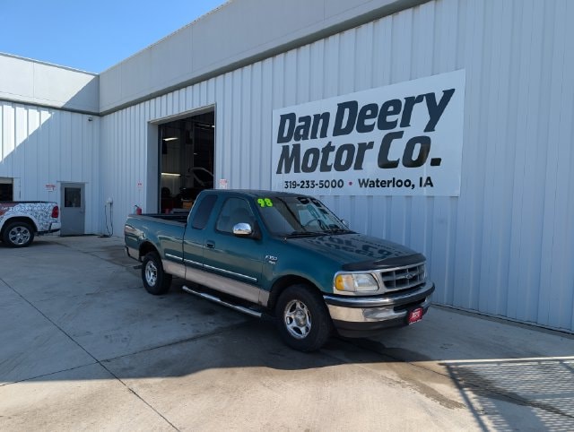 Used 1998 Ford F-150 XLT with VIN 1FTZX1765WKA34032 for sale in Waterloo, IA