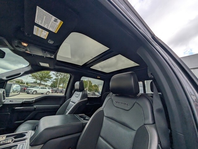 2020 Ford F-150 Raptor photo 3