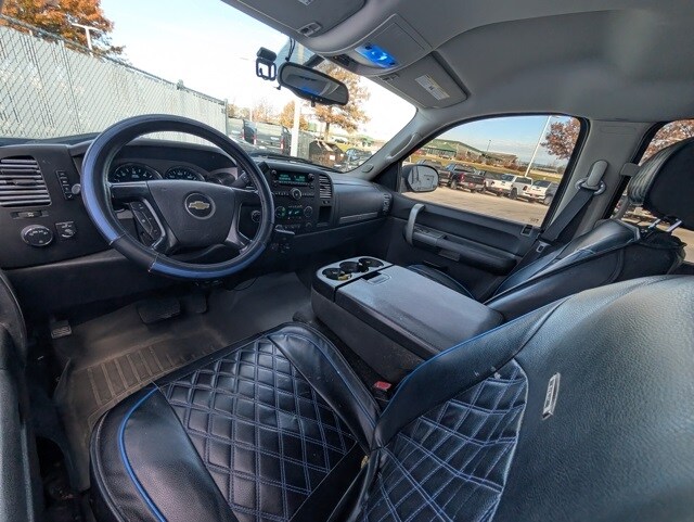 2013 Chevrolet Silverado 1500 LT photo 4